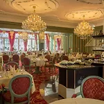 Häcker's Fürstenhof 4*