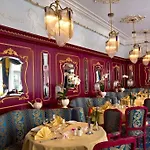 Fuerstenhof Szálloda 4*