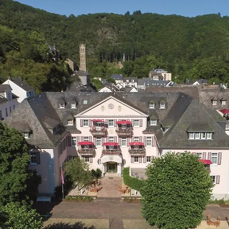 Häcker's Fürstenhof 4*