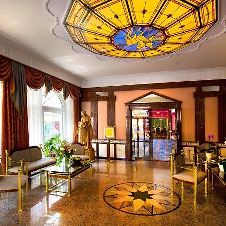 Fuerstenhof 4*