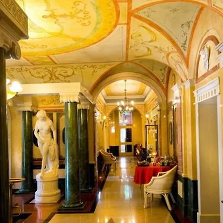 Fuerstenhof 4*