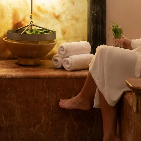 Отель Fuerstenhof