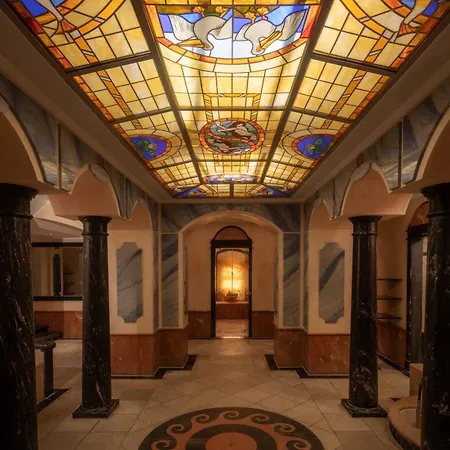 Отель Fuerstenhof 4*