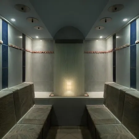 Fuerstenhof 호텔 4*