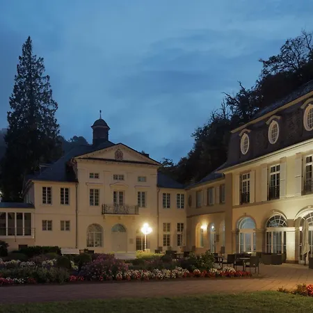 Fuerstenhof Отель 4*