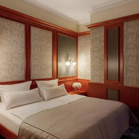 Fuerstenhof Отель Бад-Бертрих