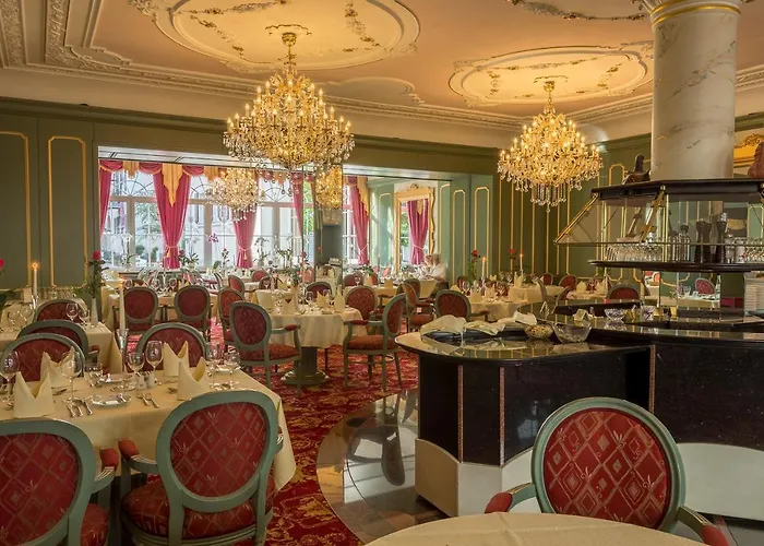 Häcker's Fürstenhof 4*