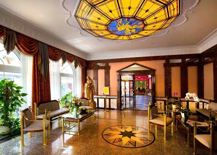 Häcker's Fürstenhof 4*