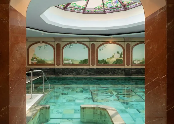 Häcker's Fürstenhof 4*